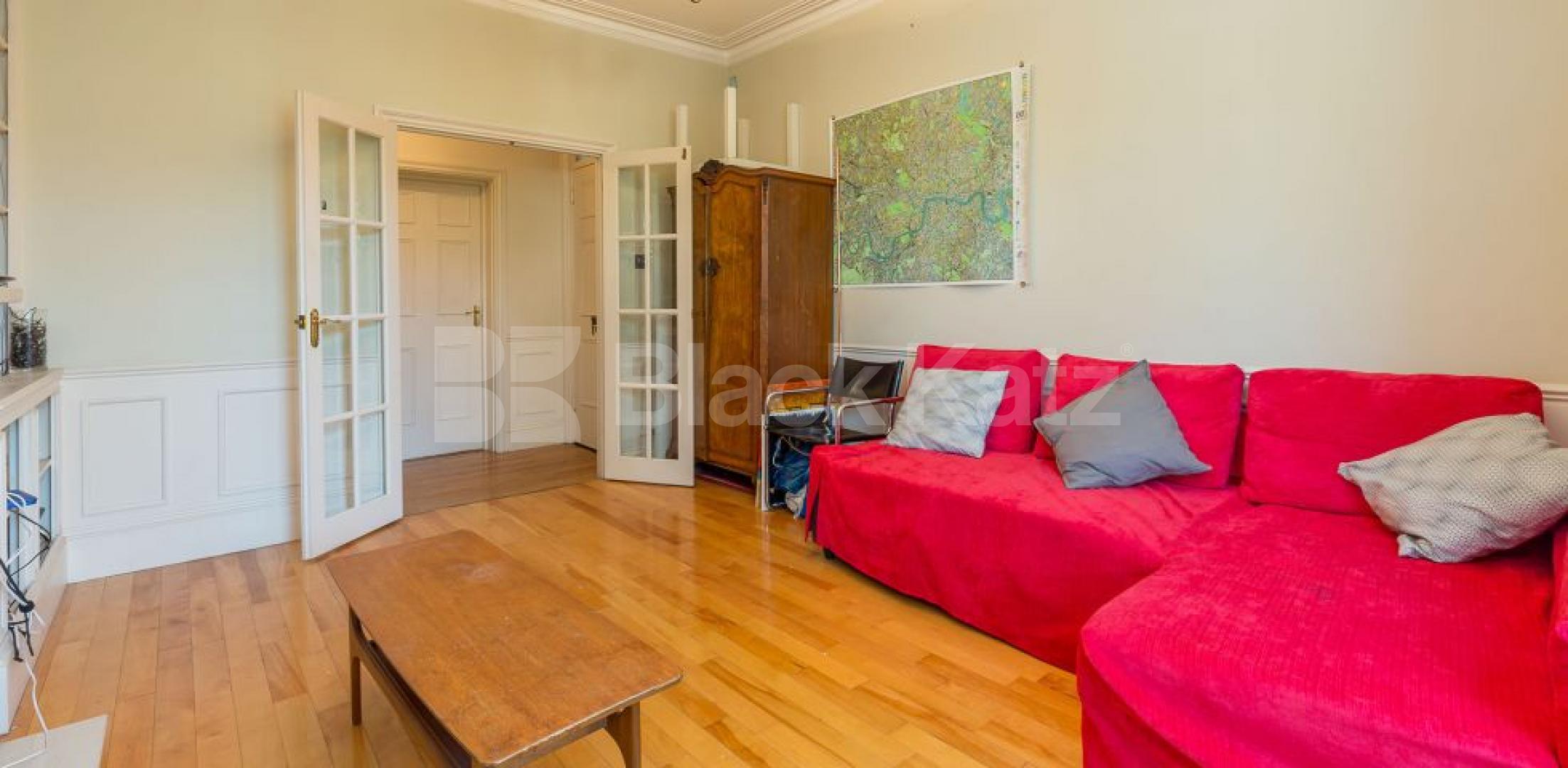 			HUGE 3 BED WITHIN A MANSION BLOCK!, 3 Bedroom, 1 bath, 1 reception Flat			 Morgan Road, Holloway 